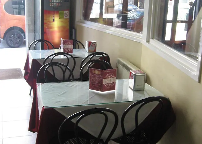 ゲストハウス Casais 2*